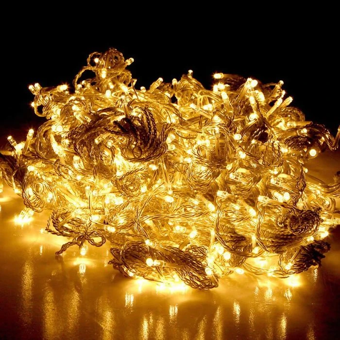 Christmas 600 LED Curtain Lights - Warm Yellow 3 Christmas 600 LED Curtain Lights - Warm Yellow - Image 3